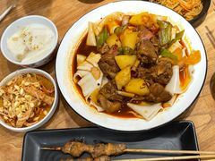 -陇上秦轩西安biangbiang面(朝龙汇店)