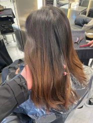 -简法造型·品牌形象店