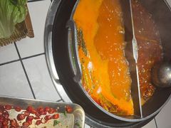 -热火朝天鲜切牛肉火锅(南强街巷店)