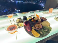 -OZONE 顶楼酒吧(香港丽思卡尔顿酒店)