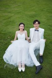 -雪中彩影婚纱摄影·微光艺术中心