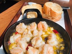 西班牙蒜香虾伴法包-FISH&POTATO Cō(地中海美食 万象城店)