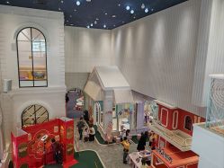-奈尔宝·儿童乐园·亲子餐厅(华采天地店)