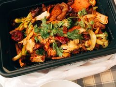-辣尚瘾·烤鱼·新川菜(交大直营店)