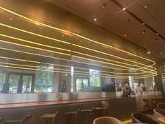 -星巴克臻选(上海虹桥新天地三店)