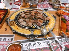 -青瓦炭韩潮烤肉(花园道店)