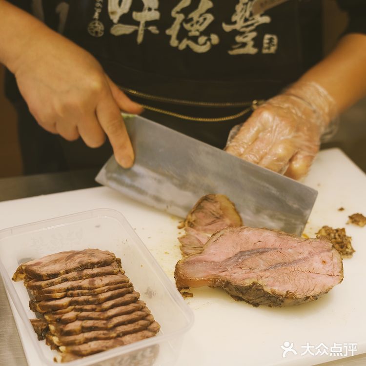 被一份古法酱鹅圈粉的一天！