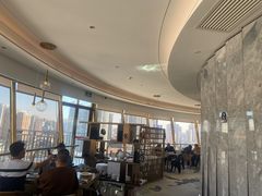 -杏荟旋转餐厅(广州爱群店)