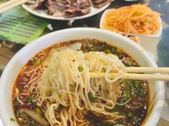 -吾穆勒蓬灰牛肉面·清真(北滨河中路店)