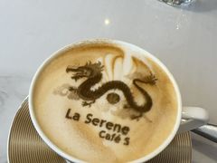 -La-Serene Café