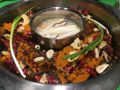 -周幺妹重庆老火锅(银泰城总店)