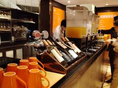 -怡咖啡海鲜自助餐厅(浦东香格里拉店)