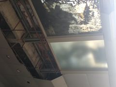 -东方巴黎购物广场