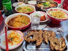 -堂堂小伙夫·辽宁小吃大排档(京西大悦城店)