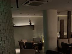 -Hideout Hookah Lounge·隐觅地