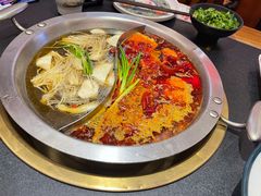 -沸炉重庆老火锅(军事博物馆店)