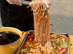 -拈签一笑黄牛肉辣卤串串