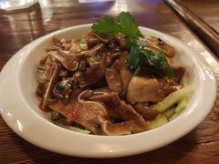 秘制顺风耳-春风十里烧烤音乐吧(实力乐队驻唱三元里店)