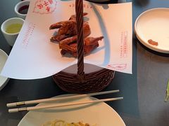 -鸽子侯·家宴·平价海鲜(市图书馆店)