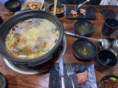 -陆记牛庄·碳锅龙虾烧烤(爱上花园店)