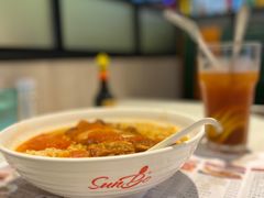 香肠煎双蛋蕃茄汤出前一丁-新宝餐厅(流塘店)
