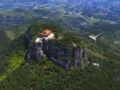 -抱犊崮国家森林公园