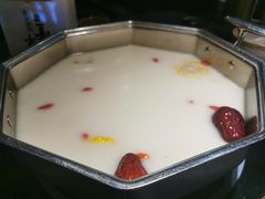 -新草堂锅物料理(泉城路店)