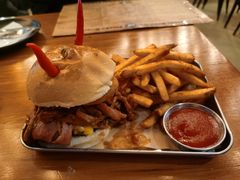 小恶魔牛仔汉堡-Devils’ Brewery小恶魔精酿啤酒(泛海美式熏肉店)