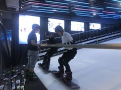 -Hopo Snow 城市滑雪空间(来福士广场购物中心店)