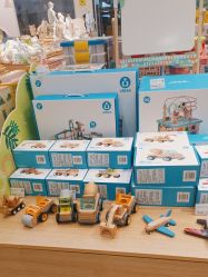 -丽家宝贝(世纪金源购物中心店)