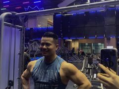 -滨力健身俱乐部