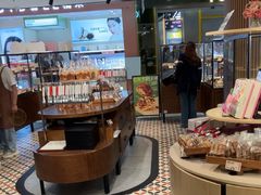 -CARINO BAKERY&CAFE(人广来福士店)