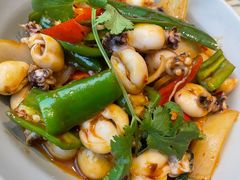 -大头虾越式风味餐厅(光明广场店)