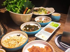 -明洞阿姨·韩式酱蟹烤肉·创意料理(三元桥店)