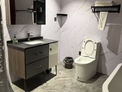 -聚云奢二手奢侈品黄金手表包包回收·中古店(三里屯总店)