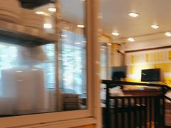 -三两春肚肺汤(崂山路店)