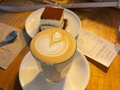 红樱桃-VOYAGE COFFEE(北锣鼓巷店)