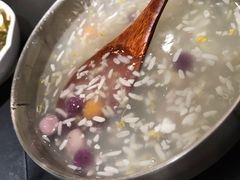 冰凉酸奶酒酿圆子-贡梅老面馆·蟹粉面·无锡特色小吃(南长街主推店)