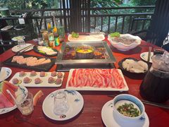 -二荆条·蜀鲜汇城市森林火锅