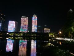 -万绿园