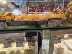 -白玉兰食品甜凤店(合生汇店)