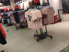 -上品折扣(回龙观店)