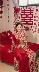 -莫小姐婚纱