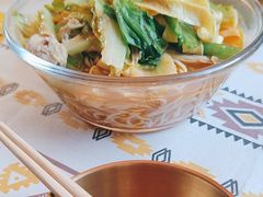 -满格嗦新疆椒麻鸡火锅.炒米粉(川大江安校区店)