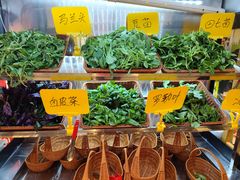 -由衷贵州酸汤牛肉火锅(新桥店)