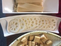 -何鲜菇火锅(大营盘店)