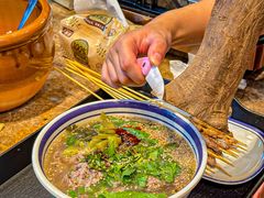 -云阿蛮云南生烫牛肉米线(奉贤路店)