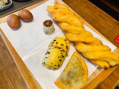 -头壹号 大油条·老长沙盖码饭(清河店)