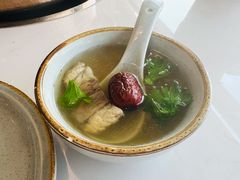 -菌子鲜汤野生菌锅