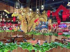 -老滇山寨•云南特色菜•地方菜•民族风情歌舞表演(金碧店)